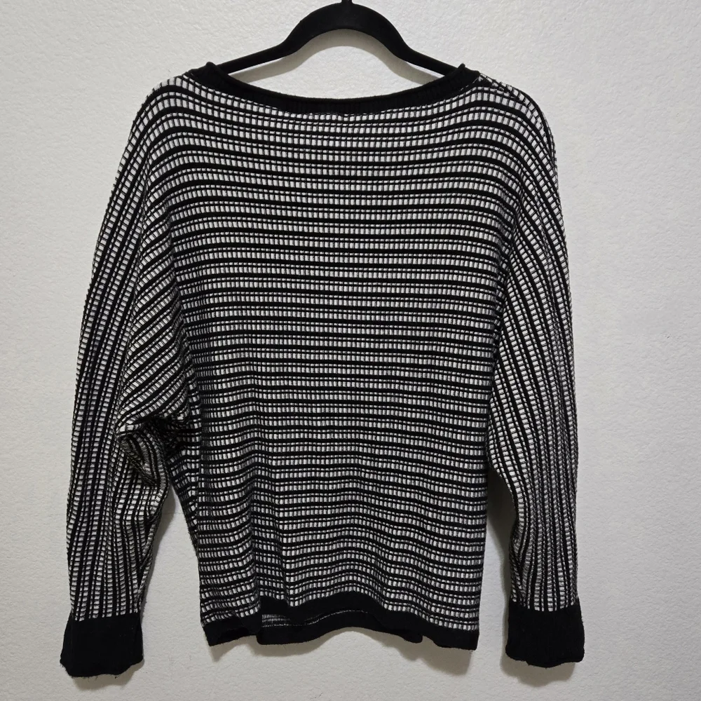 Cyrus Black & White Checkered Sweater Dolman Sleeves Size Large - Picture 4 of 9